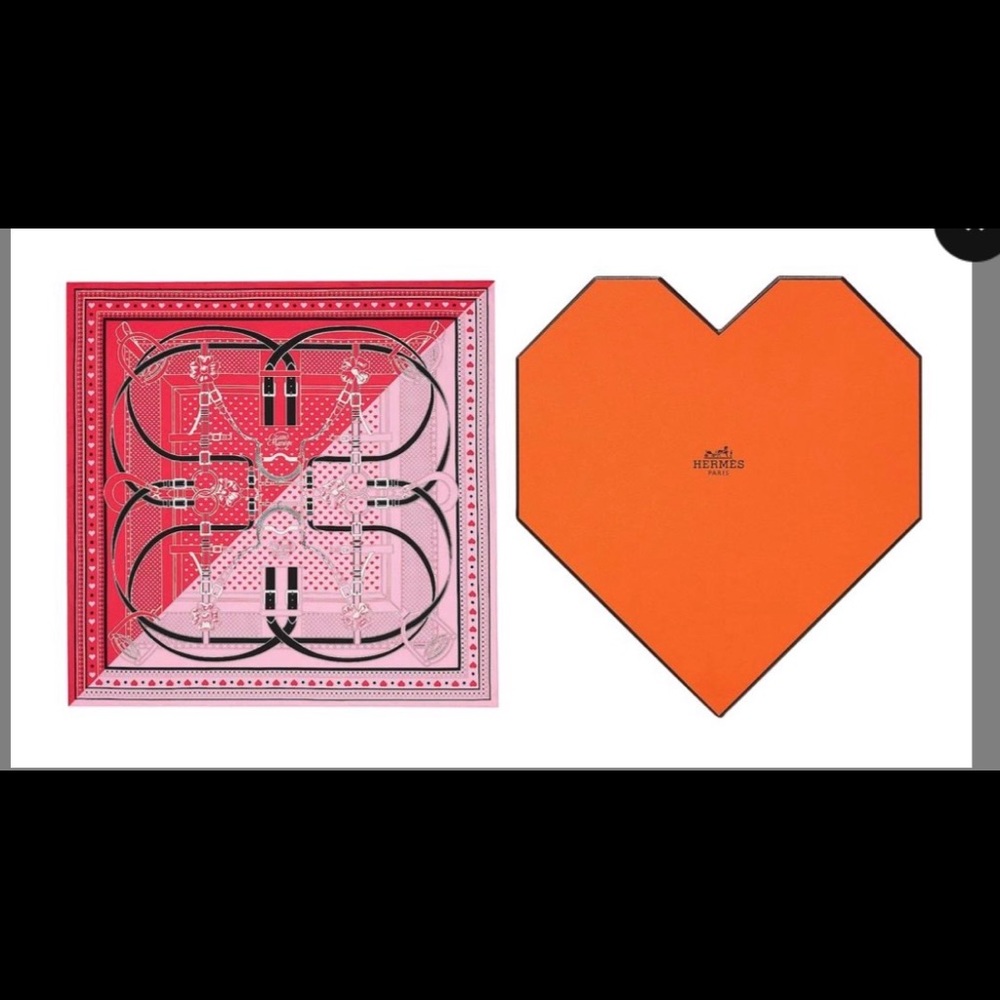 Hermes Le Grand Manége Bandana Love NWOT